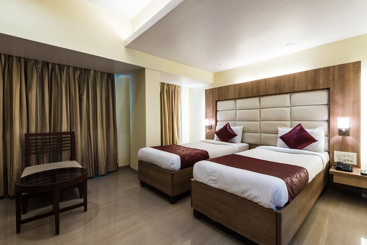 Oyo 2026 Hotel Aishwarya Residency Navi Mumbai Exterior photo