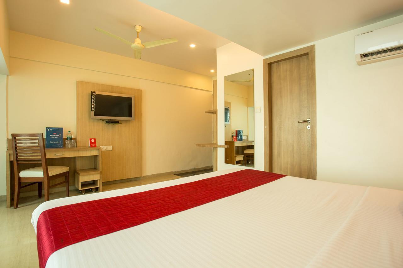 Oyo 2026 Hotel Aishwarya Residency Navi Mumbai Exterior photo