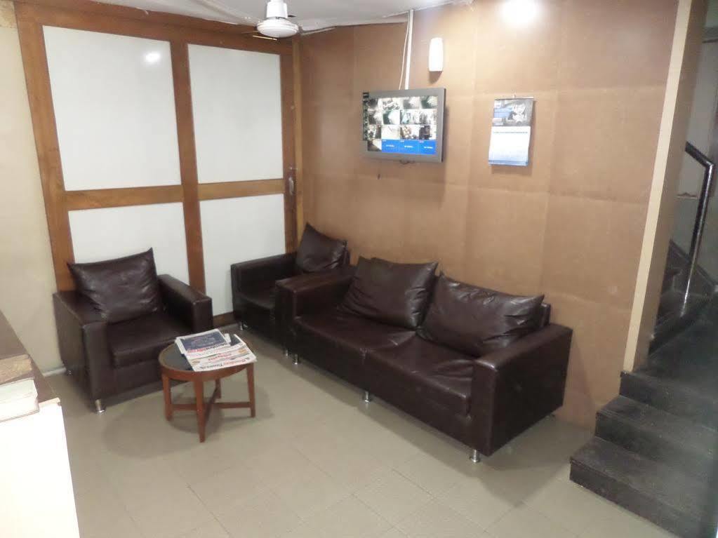 Oyo 2026 Hotel Aishwarya Residency Navi Mumbai Exterior photo