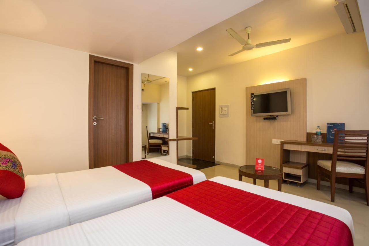 Oyo 2026 Hotel Aishwarya Residency Navi Mumbai Exterior photo